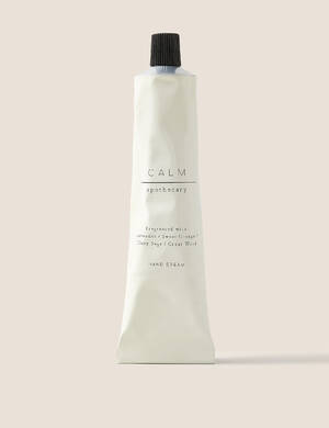 marksandspencer apothecary T224965M apothecary calm krem na ruce s vuni levandule a sladkeho pomerance a salveje a cedroveho dreva 199Kc.jpg